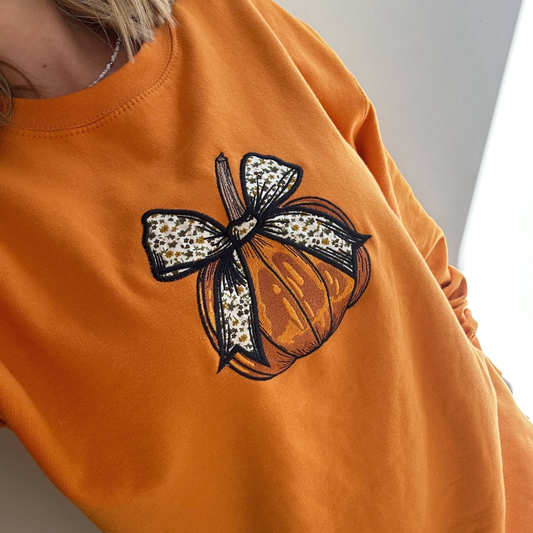 Vintage Bow Pumpkin Appliqué Sweatshirt