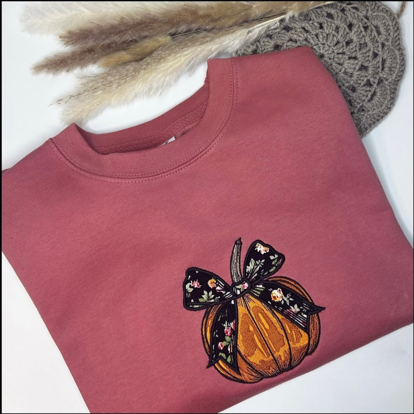 Vintage Bow Pumpkin Appliqué Sweatshirt